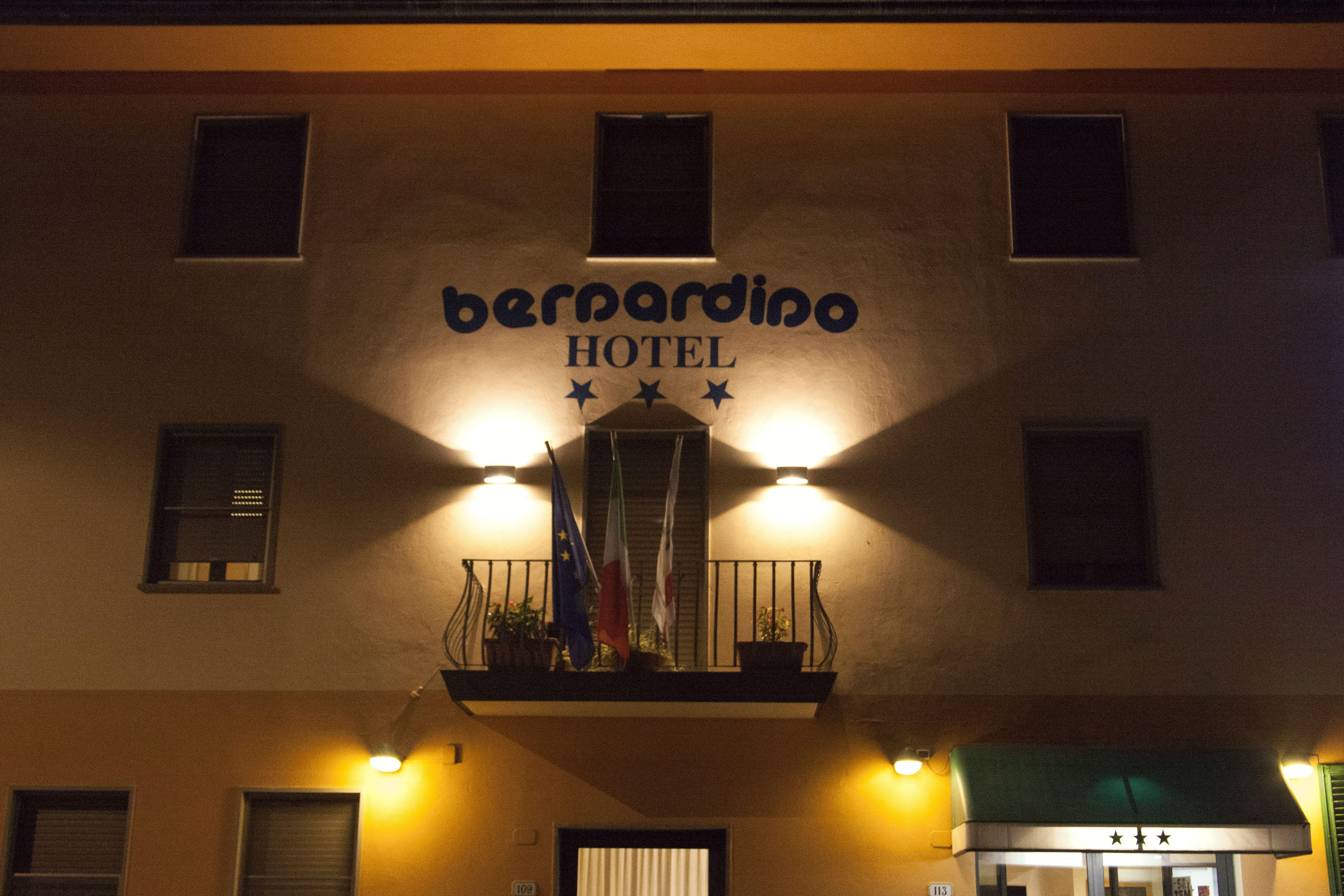 Hotel Bernardino Lucca Esterno foto