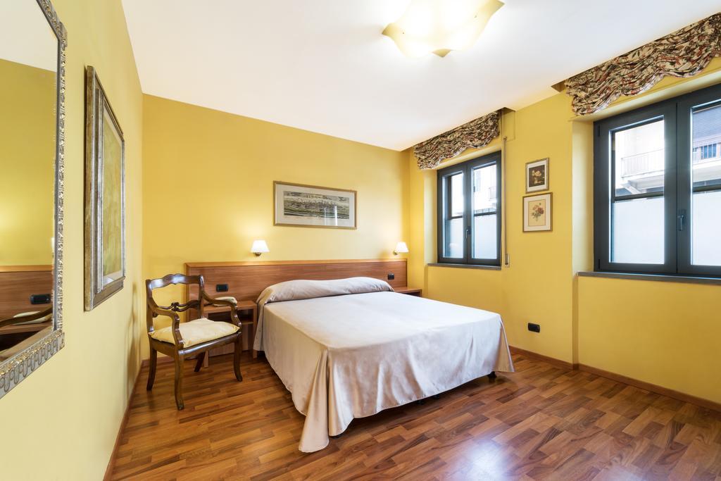 Hotel Bernardino Lucca Esterno foto